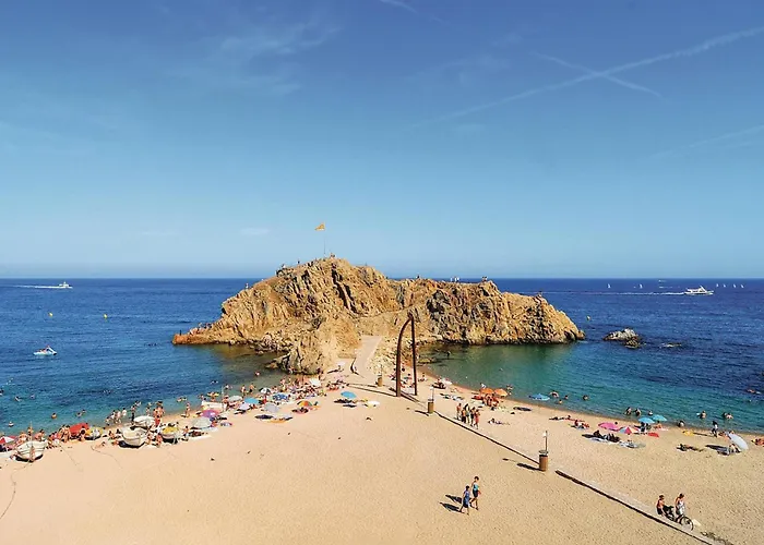 1 Bedroom Nice Apartment In Blanes Apartment